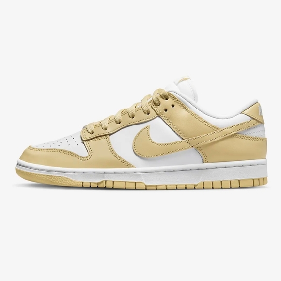 ♥️SOLD OUT♥️🏅TEAM GOLD🏅NIKE DUNK LOW RETRO BETTY - Picture 5 of 11